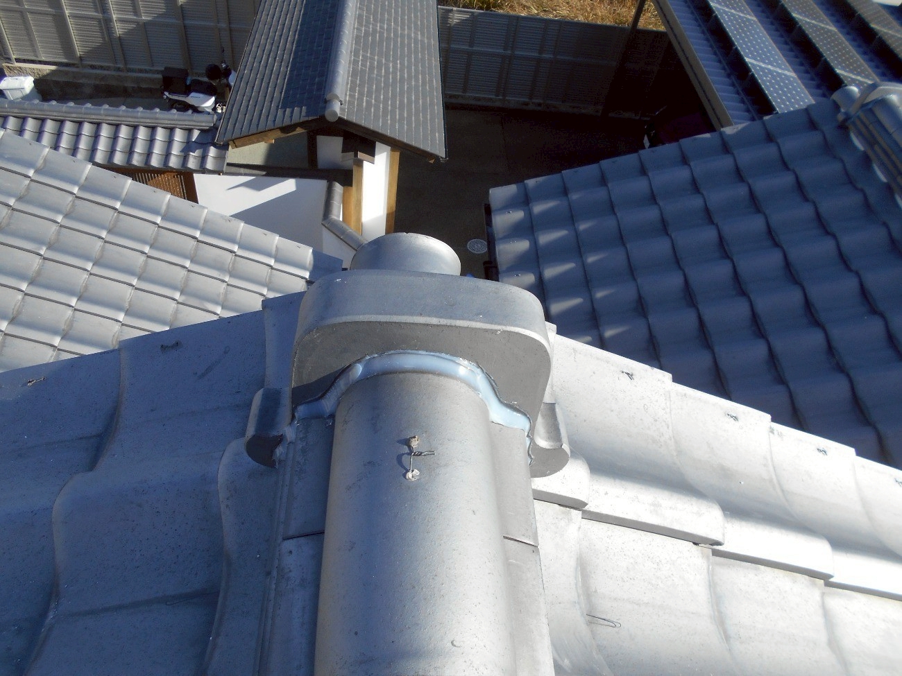 鬼巻のシーリング材